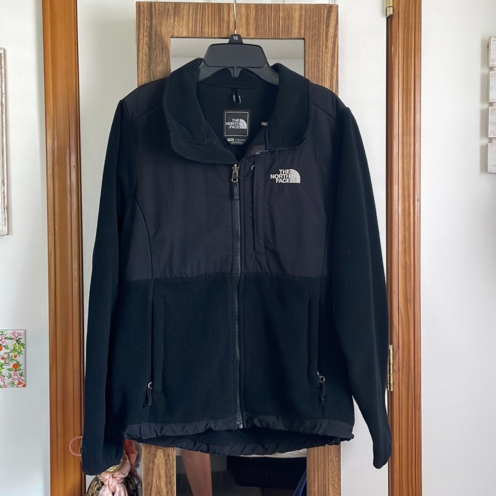 Black north face denali womens